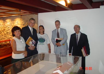 Dutch Embassy, Dutch Hon. Consul and MoWIC visiting the Synagogue